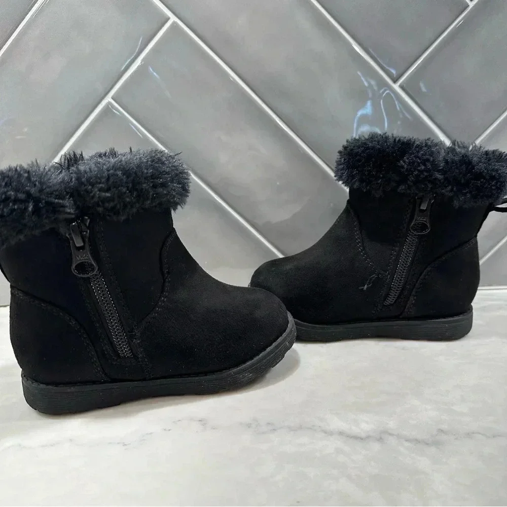 Cat & Jack Girl Toddler Black Ankle Faux Fur Zippered Boots Size 6